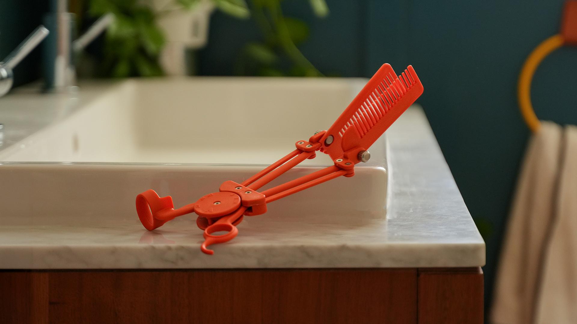 Cutpilot on bathroom
